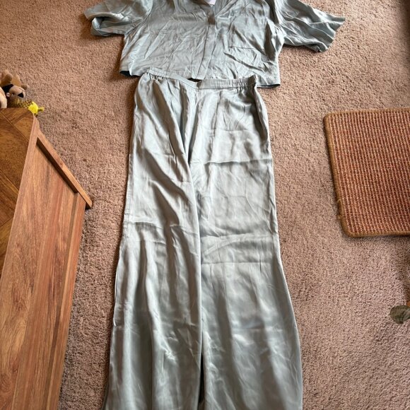 Lunya High Waisted Sleep Set Cumulus Blue L NWT - Picture 8 of 12